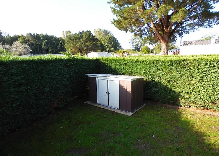 Les Charmettes- Parque de Campismo Les Mathes