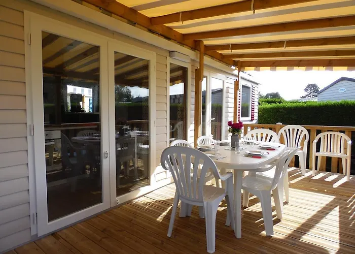 Les Charmettes- Campsite 4*